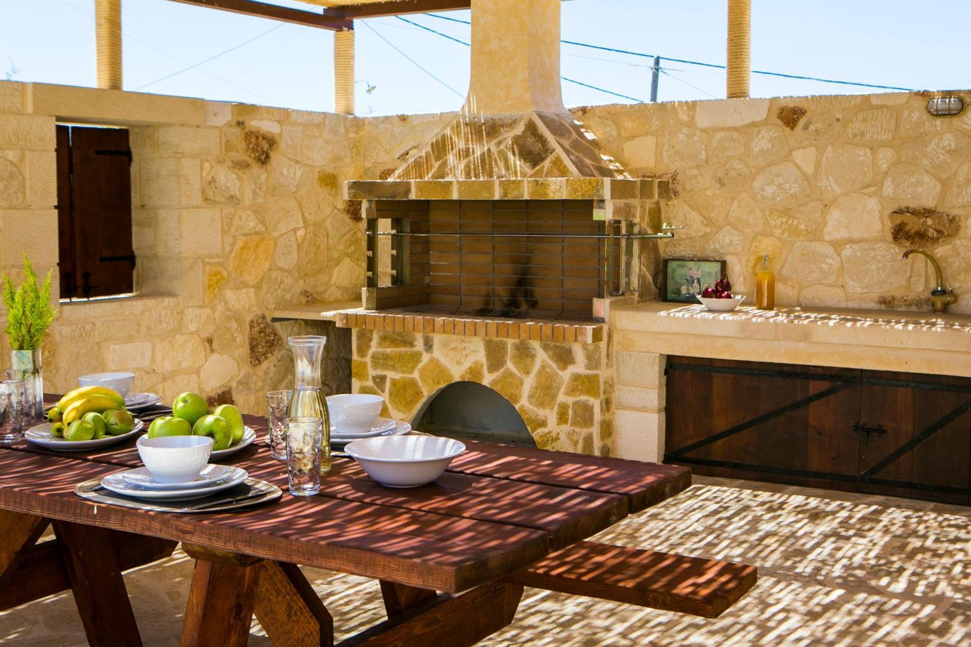 Villa Ydria Chavriáta Екстериор снимка