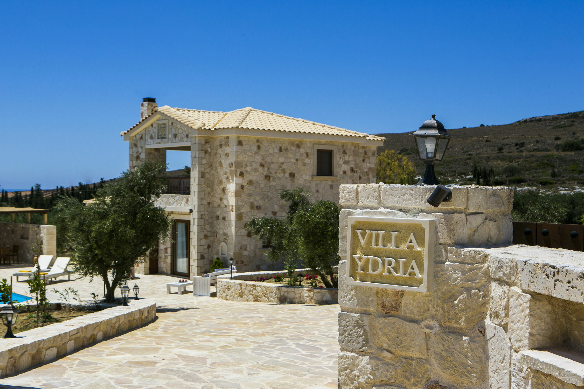 Villa Ydria Chavriáta Екстериор снимка